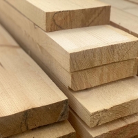 Доска обрезная 40х150х2000 - derevo-urala.ru - Москва